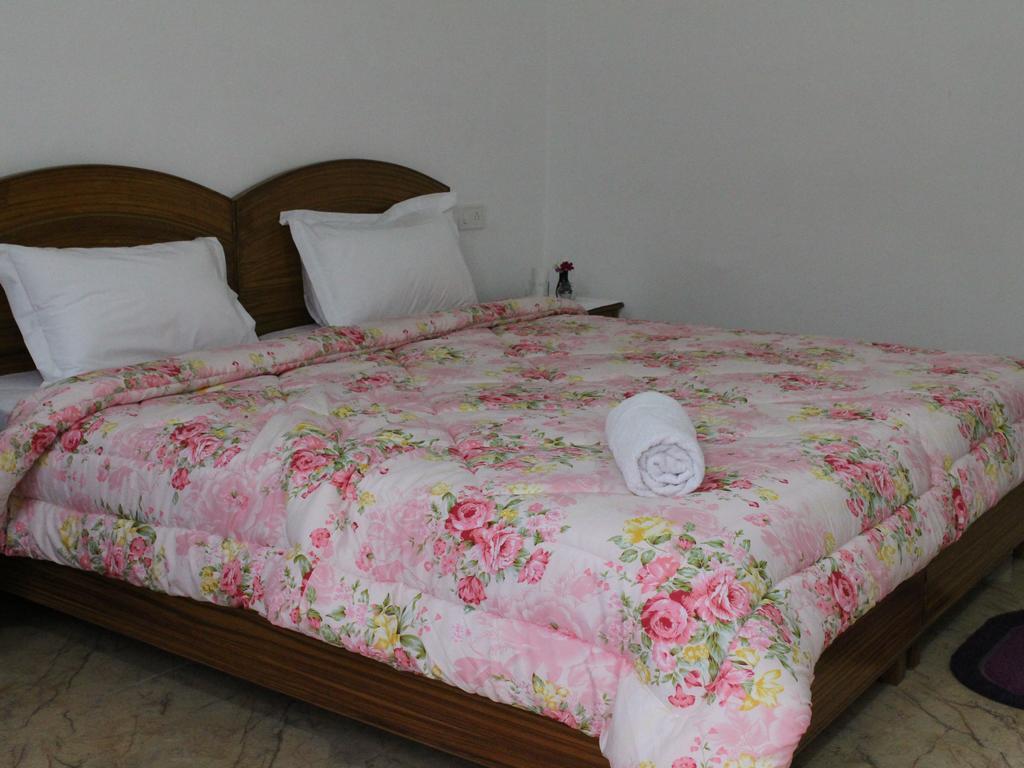 Prem Home Stay Кхаджурахо Экстерьер фото